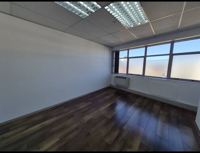 25M² OFFICE TO LET IN SANDTON CENTRAL